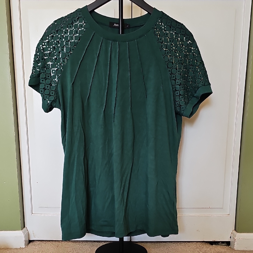NWOT Large Green Shirt